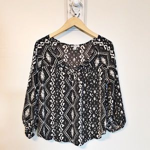 American Eagle Black and White Boho Blouse